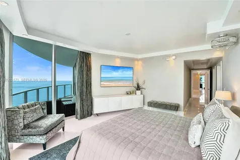 3101 S Ocean Drive Hollywood FL 33019
