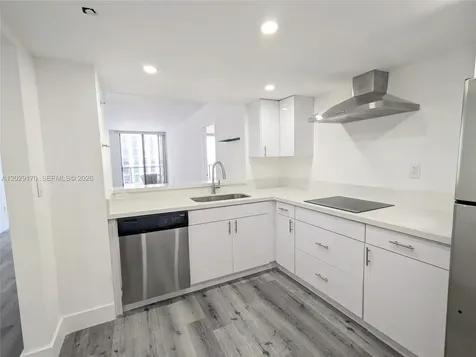 555 NE 15th Street Miami FL 33132