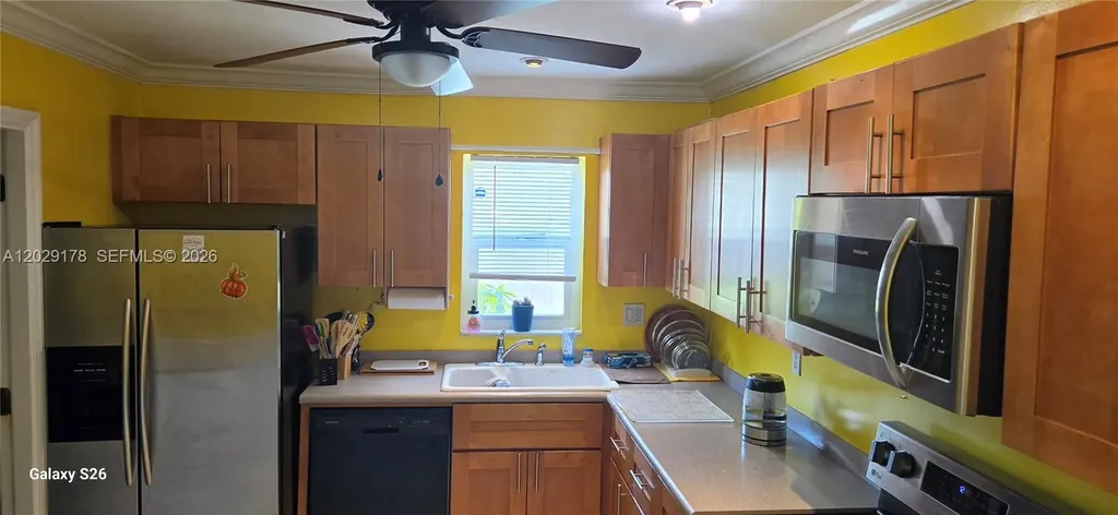 7715 SW 9th Street North Lauderdale FL 33068