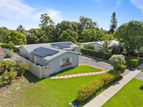 7715 SW 9th Street North Lauderdale FL 33068