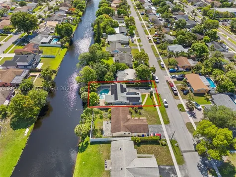 7715 SW 9th Street North Lauderdale FL 33068