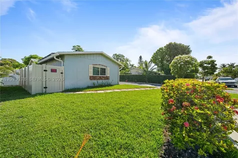 7715 SW 9th Street North Lauderdale FL 33068