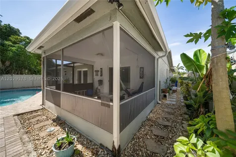 7715 SW 9th Street North Lauderdale FL 33068