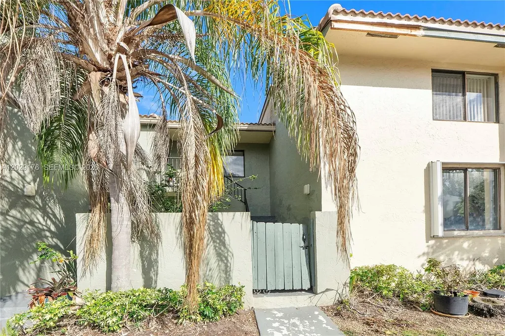 9518 SW 1st Court Coral Springs FL 33071