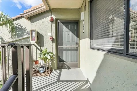 9518 SW 1st Court Coral Springs FL 33071