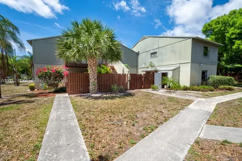 1 Crossings Circle Boynton Beach FL 33435