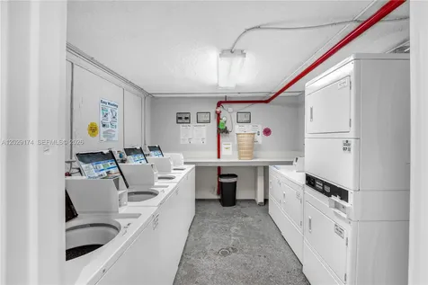 210 SW 11th Street Miami FL 33130