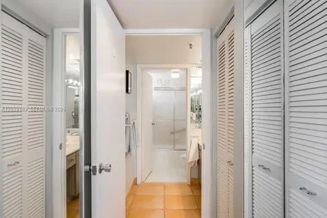 2625 Collins Avenue Miami Beach FL 33140