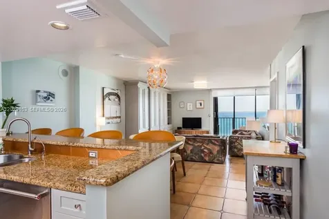 2625 Collins Avenue Miami Beach FL 33140