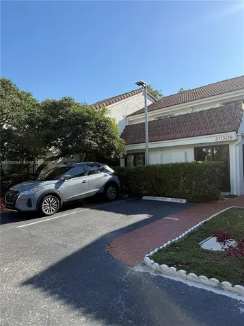 20306 NE 34th Court Aventura FL 33180