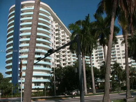 5161 Collins Avenue Miami Beach FL 33140