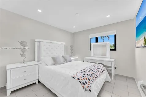 1417 SW 139 Avenue Miami FL 33184