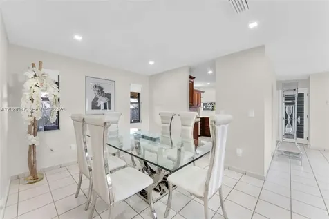 1417 SW 139 Avenue Miami FL 33184