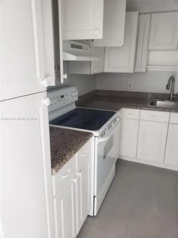 5161 Collins Avenue Miami Beach FL 33140
