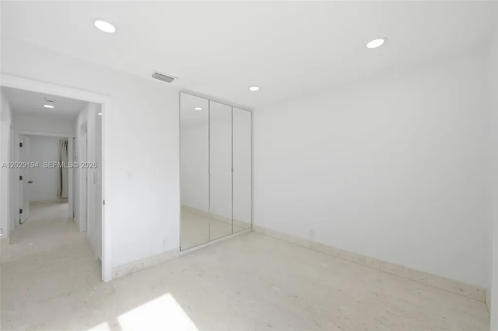 22384 Thousand Pines Lane Boca Raton FL 33428
