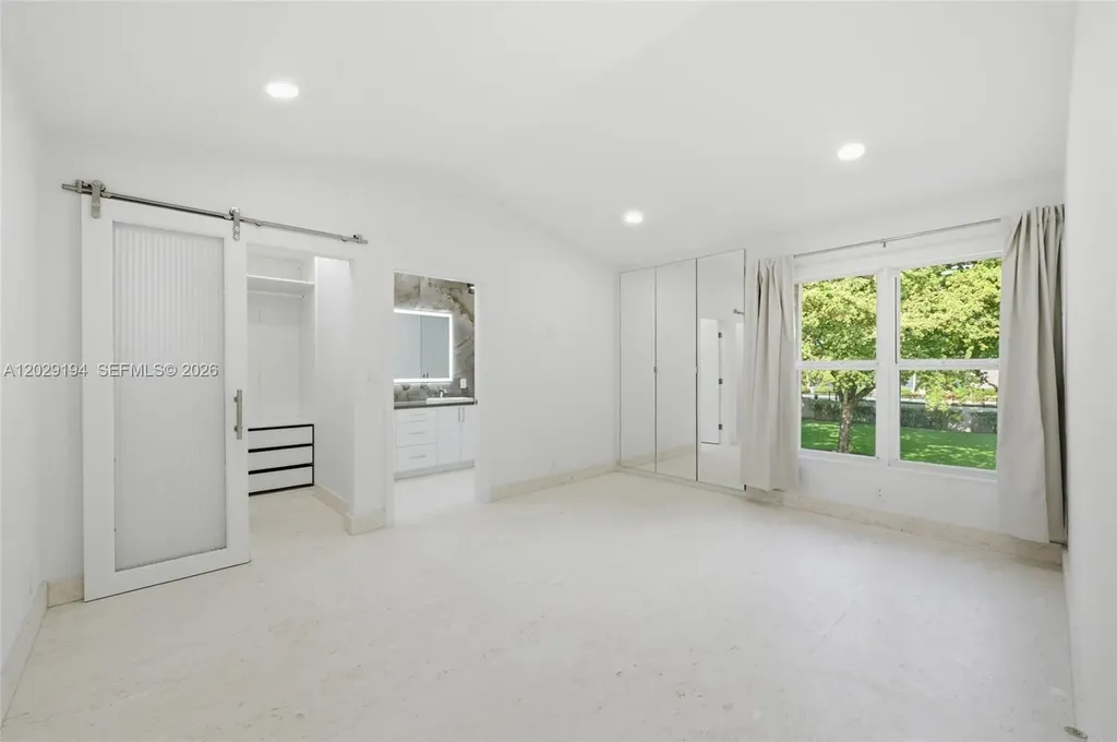 22384 Thousand Pines Lane Boca Raton FL 33428