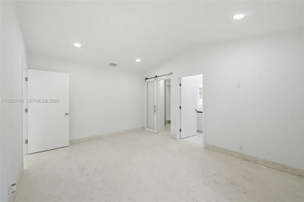 22384 Thousand Pines Lane Boca Raton FL 33428