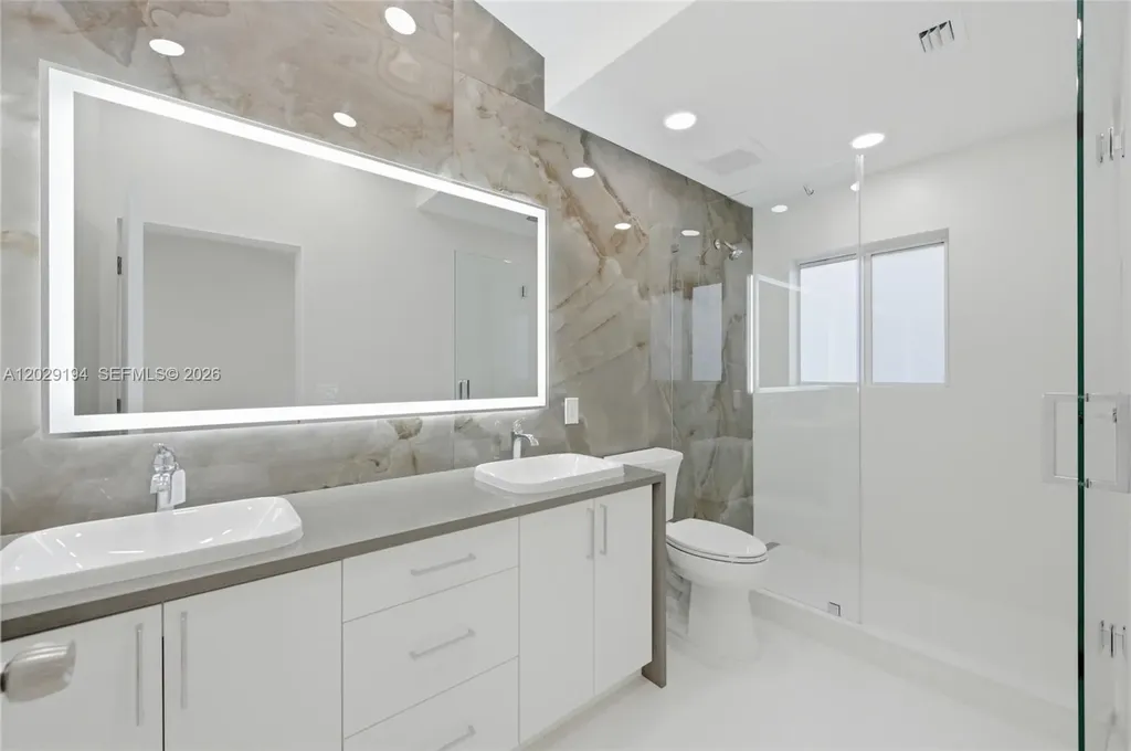 22384 Thousand Pines Lane Boca Raton FL 33428