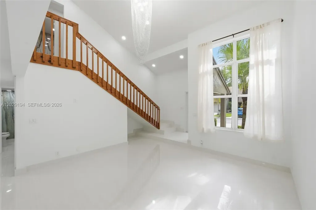 22384 Thousand Pines Lane Boca Raton FL 33428
