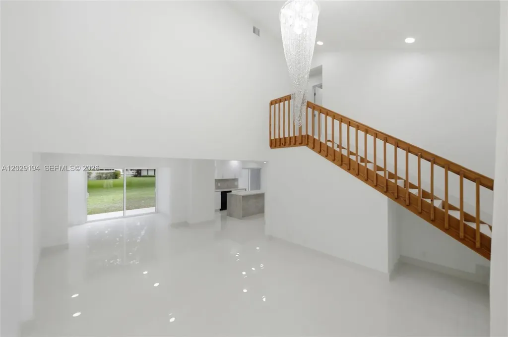 22384 Thousand Pines Lane Boca Raton FL 33428