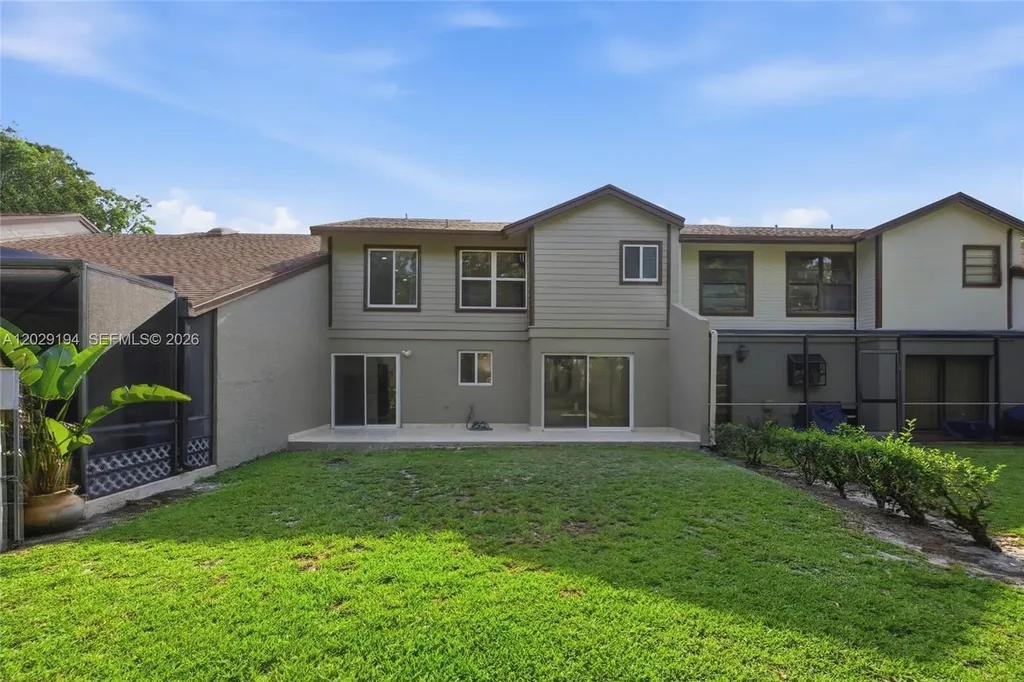 22384 Thousand Pines Lane Boca Raton FL 33428