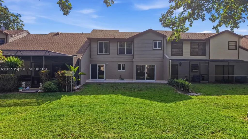 22384 Thousand Pines Lane Boca Raton FL 33428