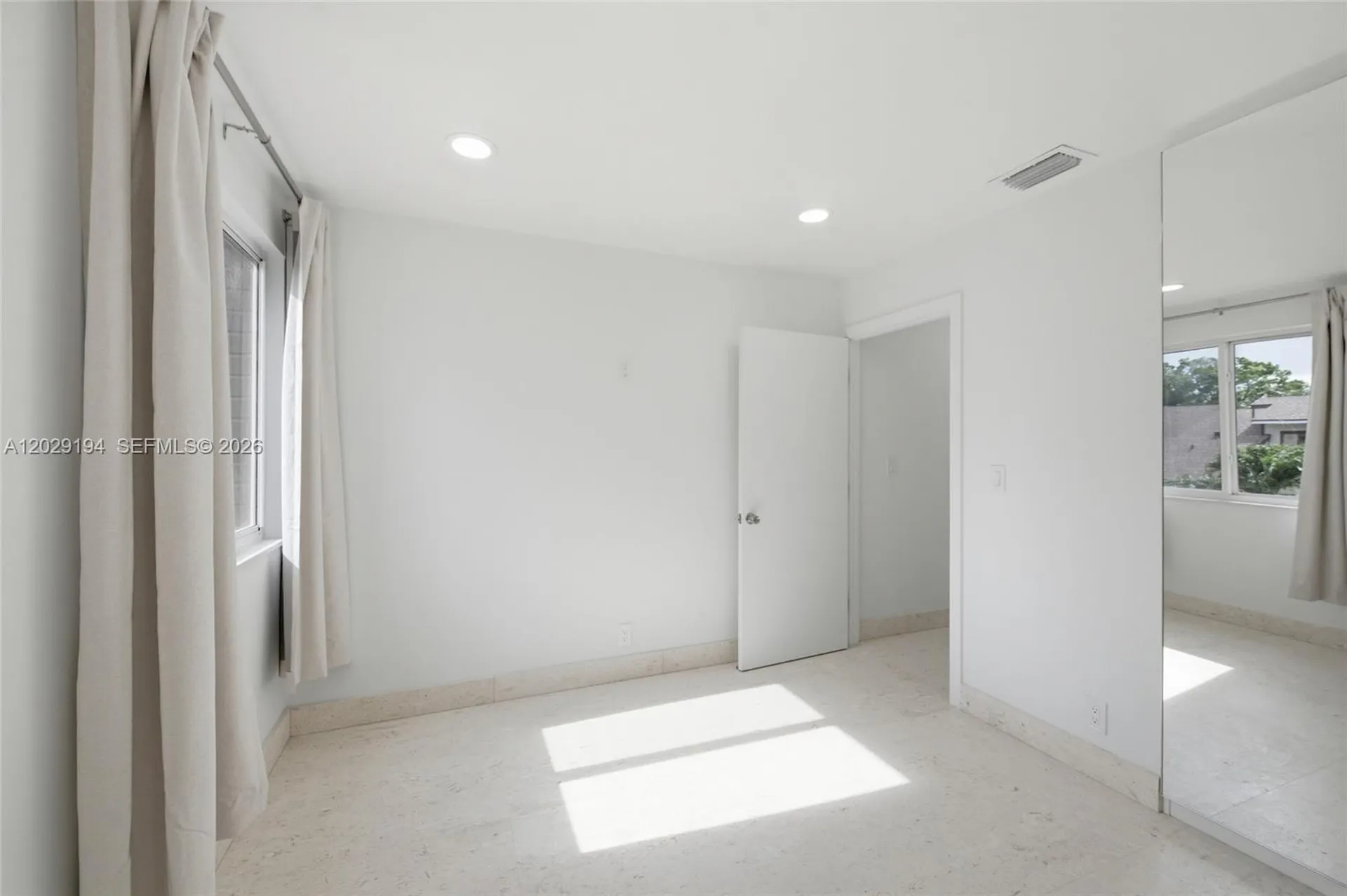 22384 Thousand Pines Lane Boca Raton FL 33428