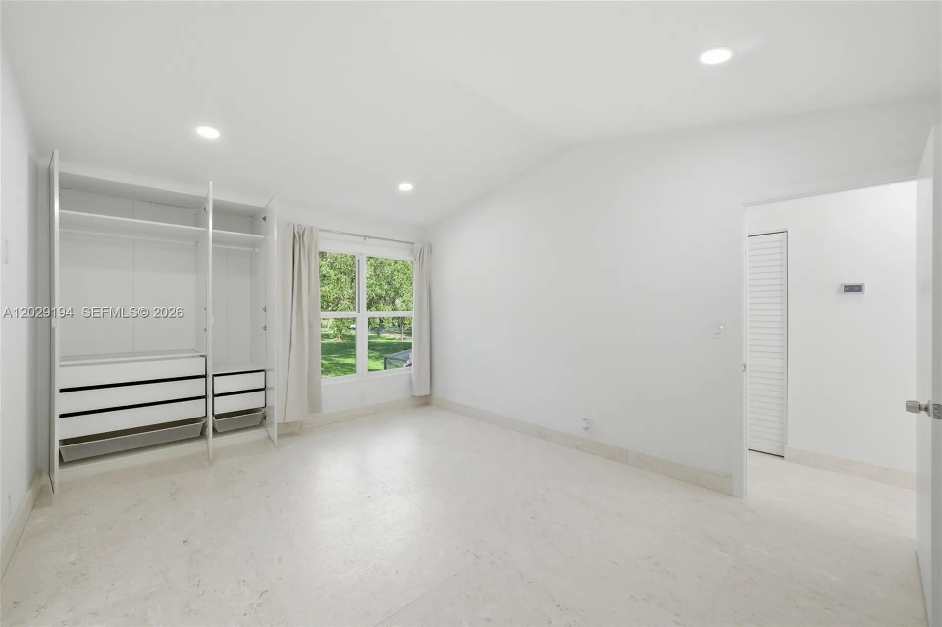 22384 Thousand Pines Lane Boca Raton FL 33428