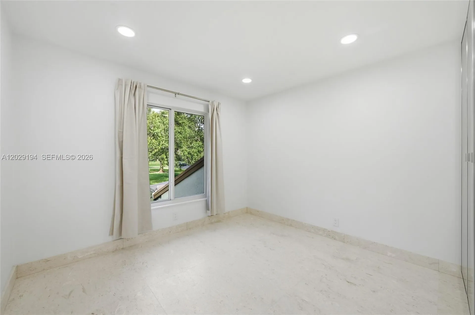 22384 Thousand Pines Lane Boca Raton FL 33428