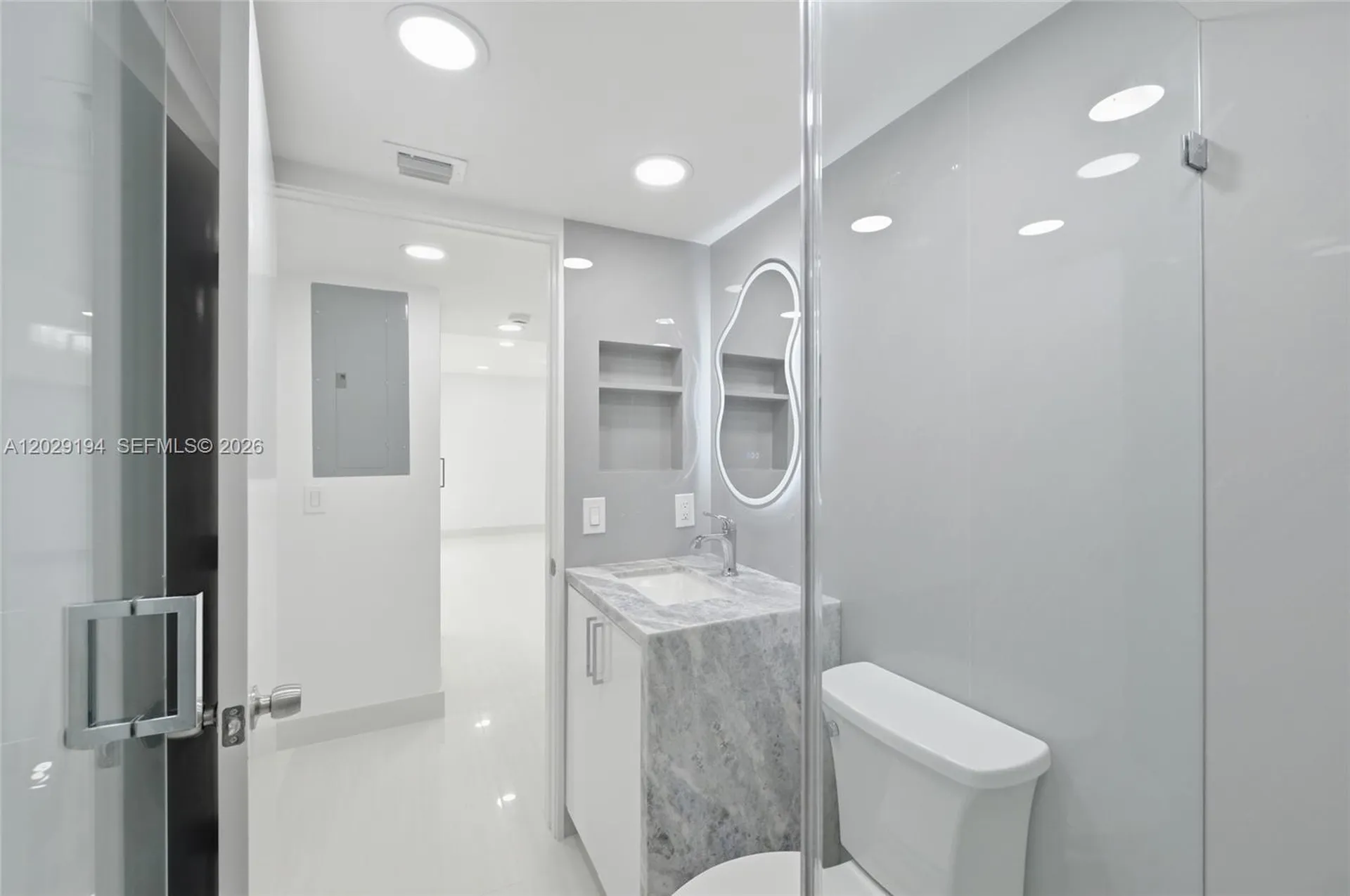 22384 Thousand Pines Lane Boca Raton FL 33428