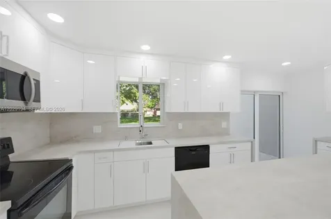 22384 Thousand Pines Lane Boca Raton FL 33428
