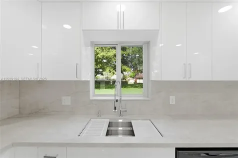 22384 Thousand Pines Lane Boca Raton FL 33428