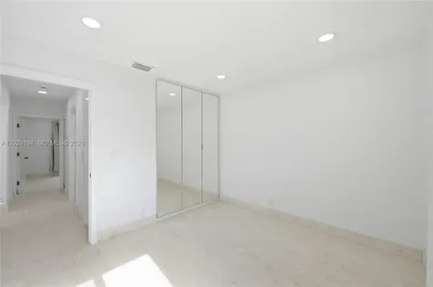 22384 Thousand Pines Lane Boca Raton FL 33428