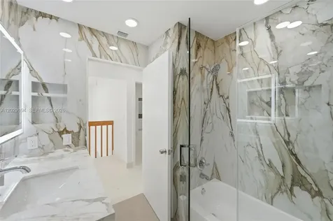 22384 Thousand Pines Lane Boca Raton FL 33428