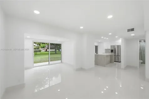 22384 Thousand Pines Lane Boca Raton FL 33428