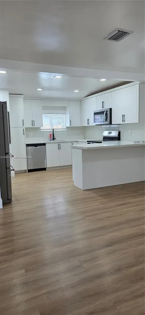 3651 NW 8th Court Fort Lauderdale FL 33311