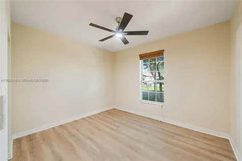 16946 SW 90th Terrace Circle Miami FL 33196