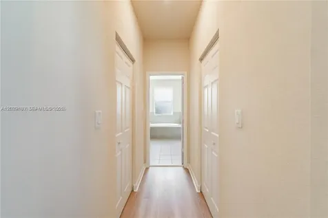16946 SW 90th Terrace Circle Miami FL 33196