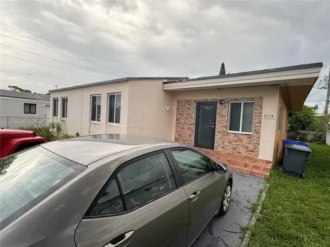 2110 Funston Street Hollywood FL 33020