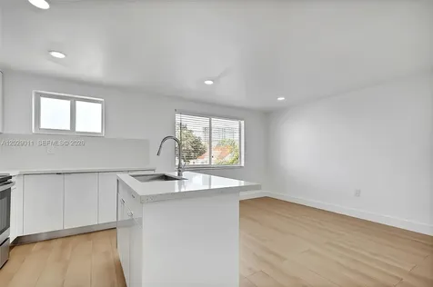 1632 NW 16th Terrace Miami FL 33125