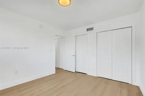 1632 NW 16th Terrace Miami FL 33125