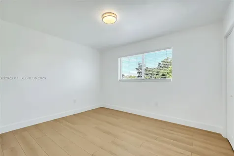 1632 NW 16th Terrace Miami FL 33125
