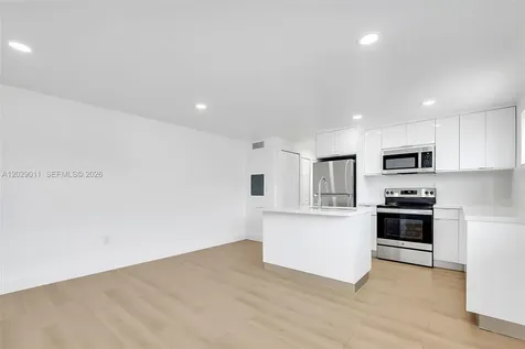 1632 NW 16th Terrace Miami FL 33125
