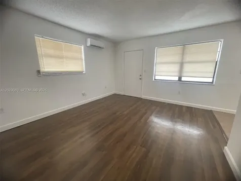 4590 SW 67th Avenue Miami FL 33155