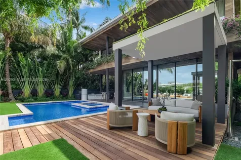 508 W Dilido Drive Miami Beach FL 33139