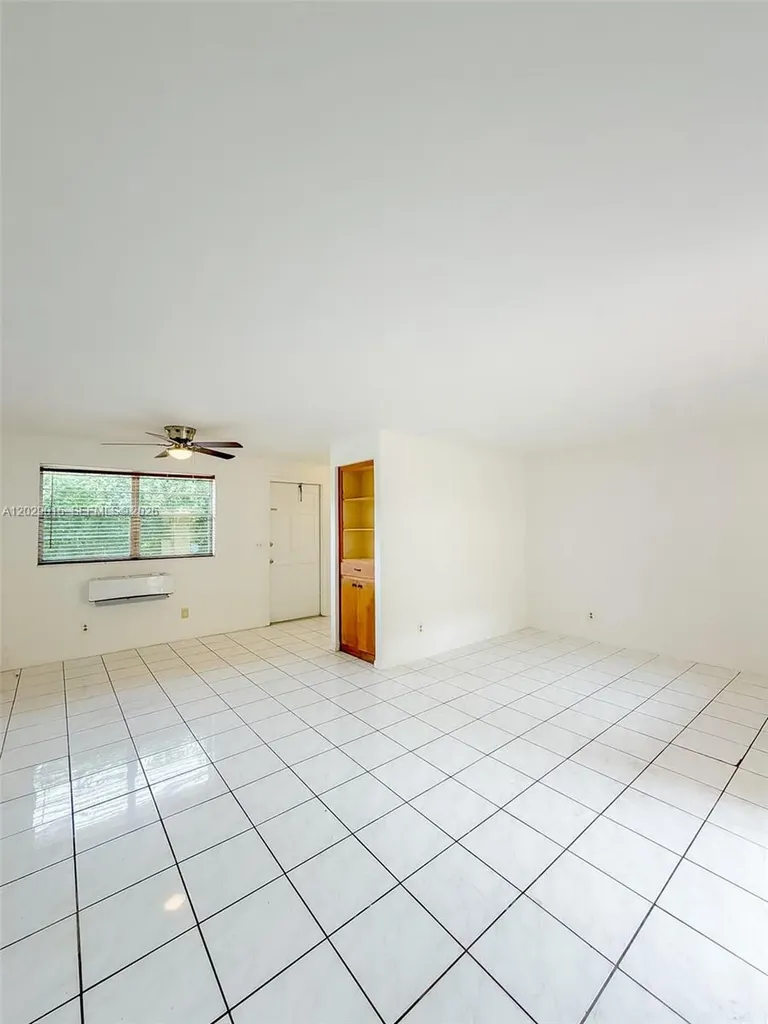 1401 Grant Street Hollywood FL 33020