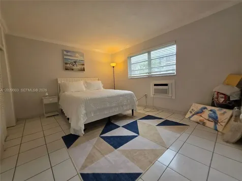 17000 NE 14th Avenue Miami FL 33162