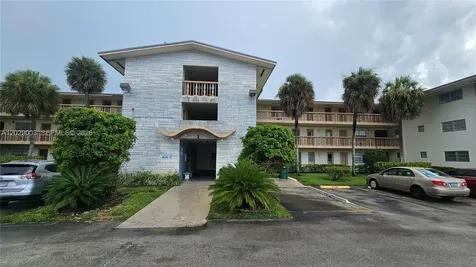 17000 NE 14th Avenue Miami FL 33162