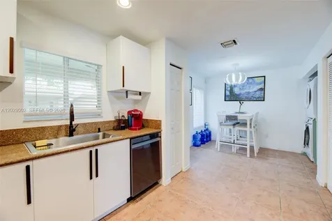 5955 London Lane Tamarac FL 33321