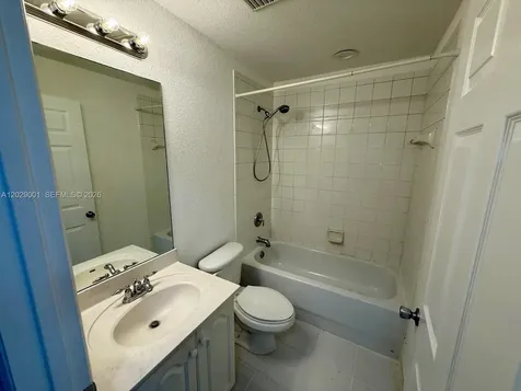 1934 SW 60th Avenue North Lauderdale FL 33068